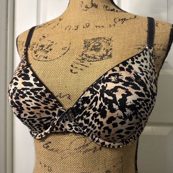 Maidenform Comfort Devotion Leopard Print Bra. Size 36C - Picture 1 of 11